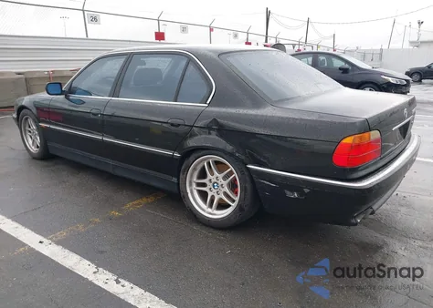 2000 BMW 740Il z USA, uszkodzony, nr VIN WBAGH8345YDP11120
